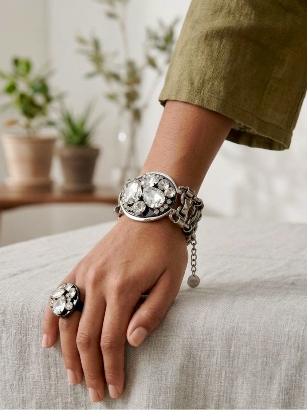 ZARA 2 PIECE JEWEL BRACELET & RING